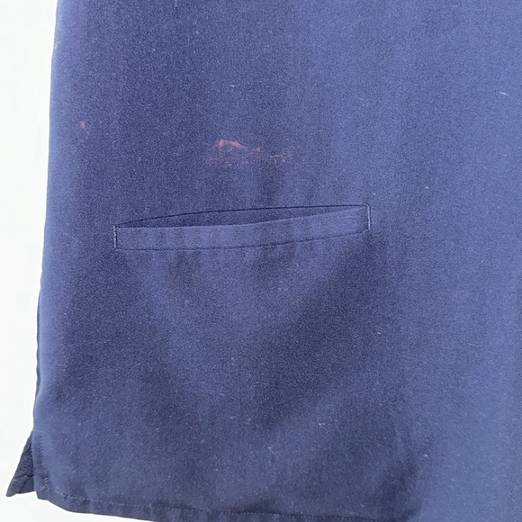 Figs scrub top - Picture 3 of 4